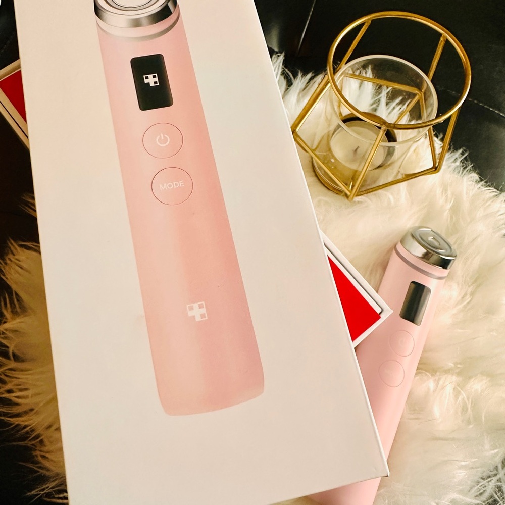 Medicube Age R Booster Pro- Pink Limited Edition
